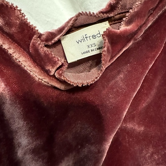 Aritzia - Wilfred Ruffle Velvet Camisole - XXS - Picture 2 of 3